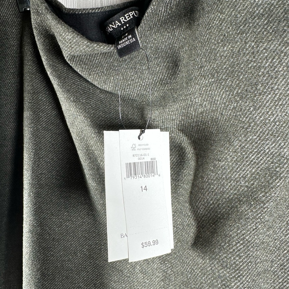 NWT Banana Republic Women’s Charcoal Gray Wool Buttoned Mini Skirt Size 14 - Picture 3 of 7
